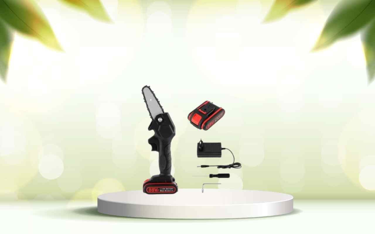 Scopri la mini motosega a batteria: taglia e pota il tuo giardino senza fatica